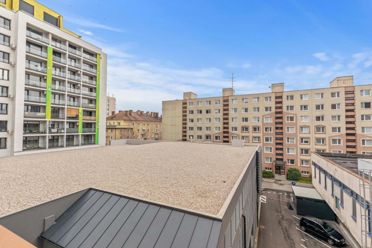 Lam Green - Ac -Balcony Bratislava Esterno foto